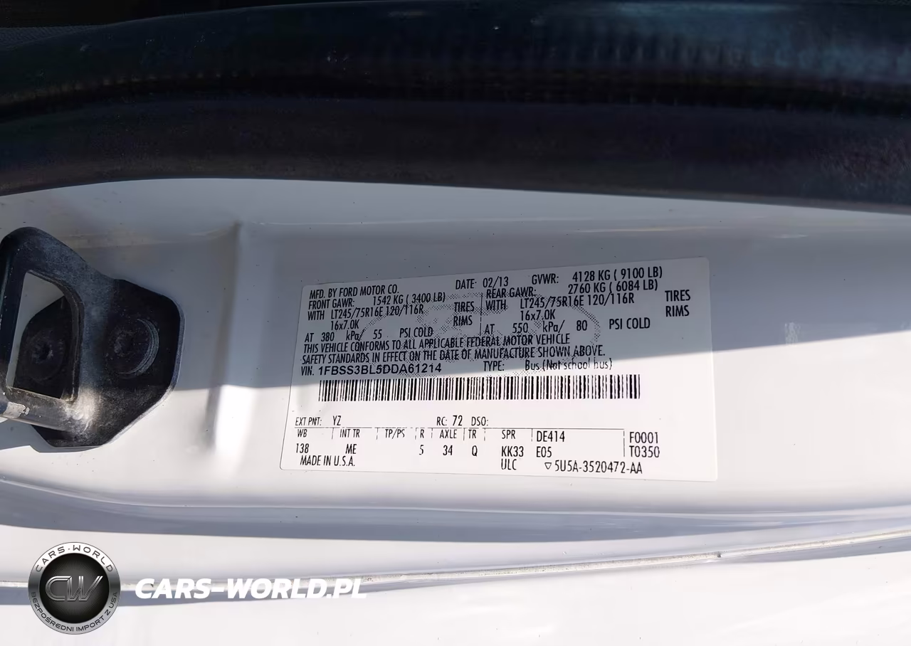 2013 Ford E-350 Super Duty Xl-Xlt VIN:1FBSS3BL5DDA61214 - 9