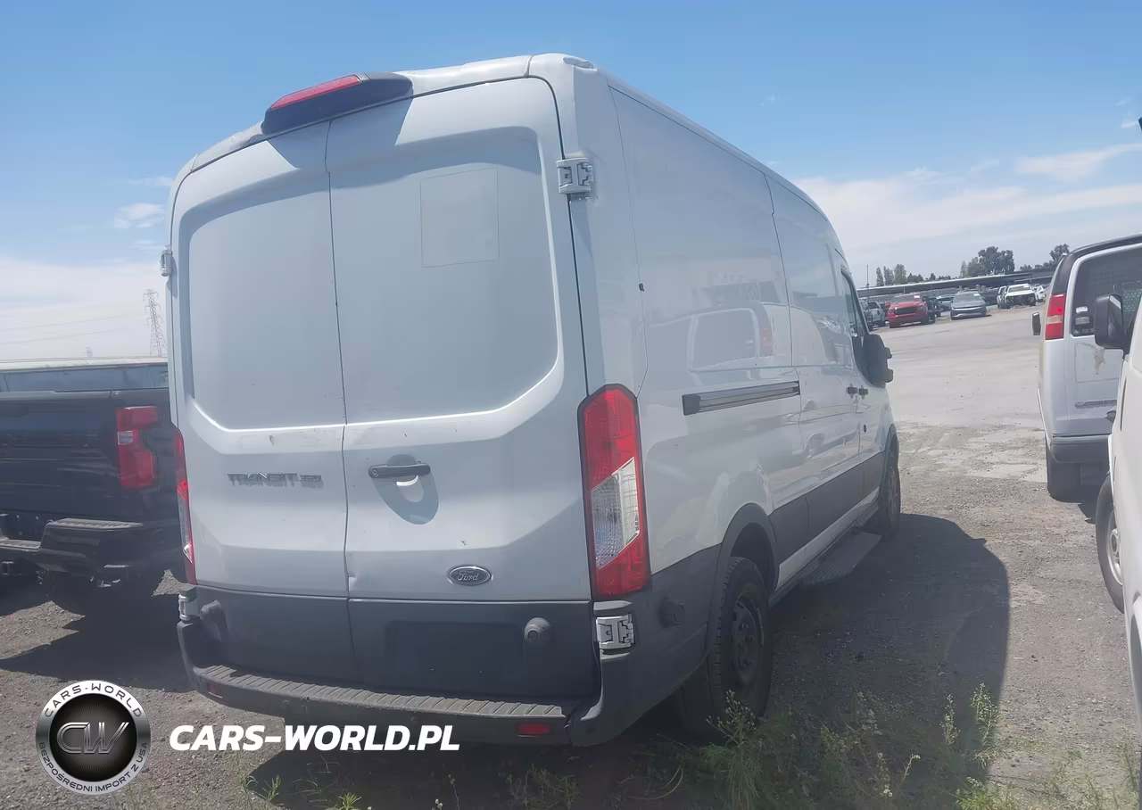 2018 Ford Transit-350 VIN:1FTBW2CM4JKA36782 - 4