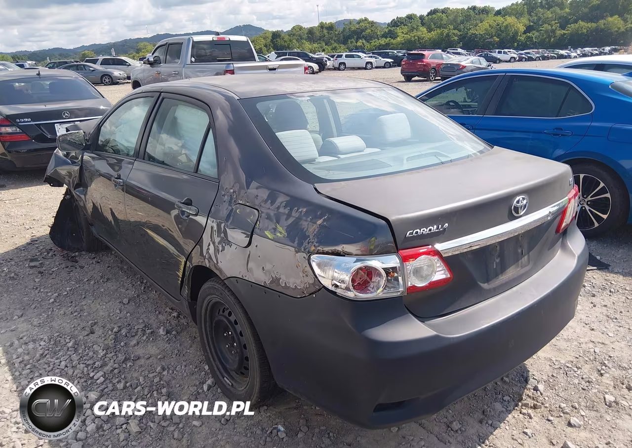 2012 Toyota Corolla Le VIN:5YFBU4EE2CP023069 - 3