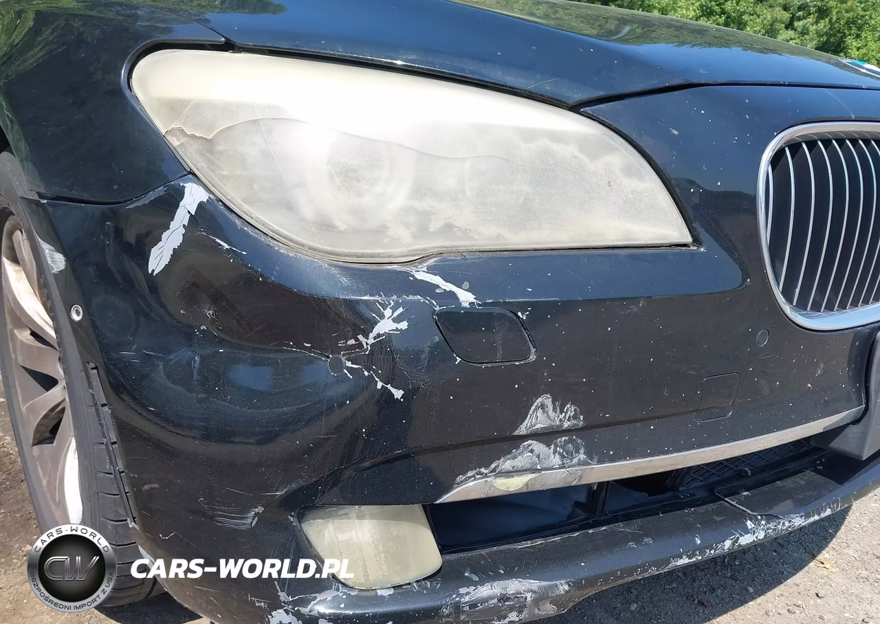 2011 BMW 750Li VIN:WBAKB8C52BCY65849 - 14