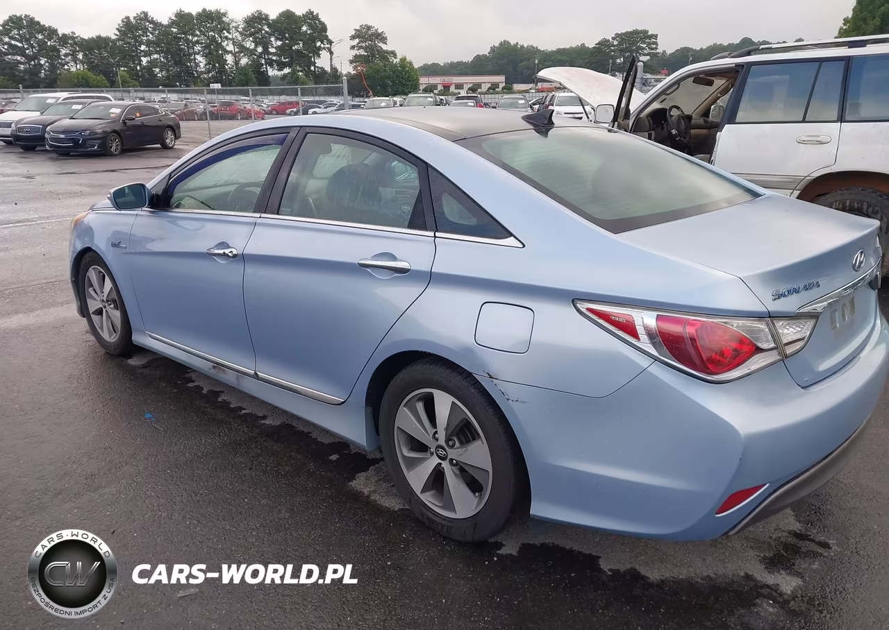 2012 Hyundai Sonata Hybrid VIN:KMHEC4A49CA026323 - 3