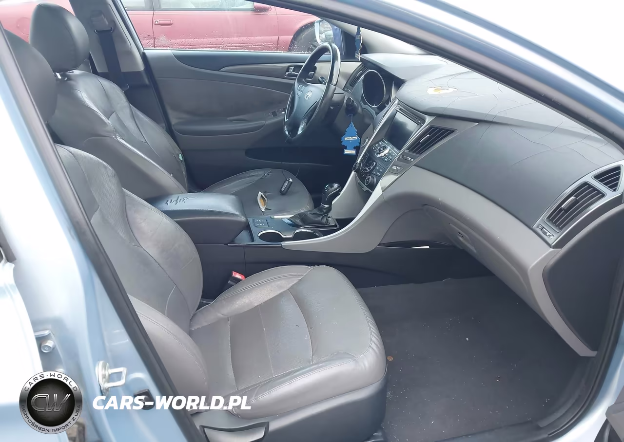 2012 Hyundai Sonata Hybrid VIN:KMHEC4A49CA026323 - 5
