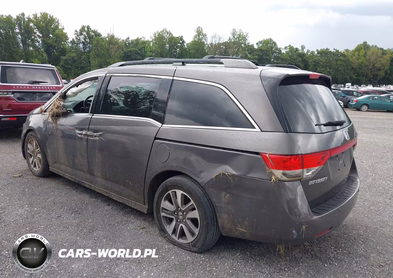 2014 Honda Odyssey Touring-Touring Elite VIN:5FNRL5H95EB105057 - 3