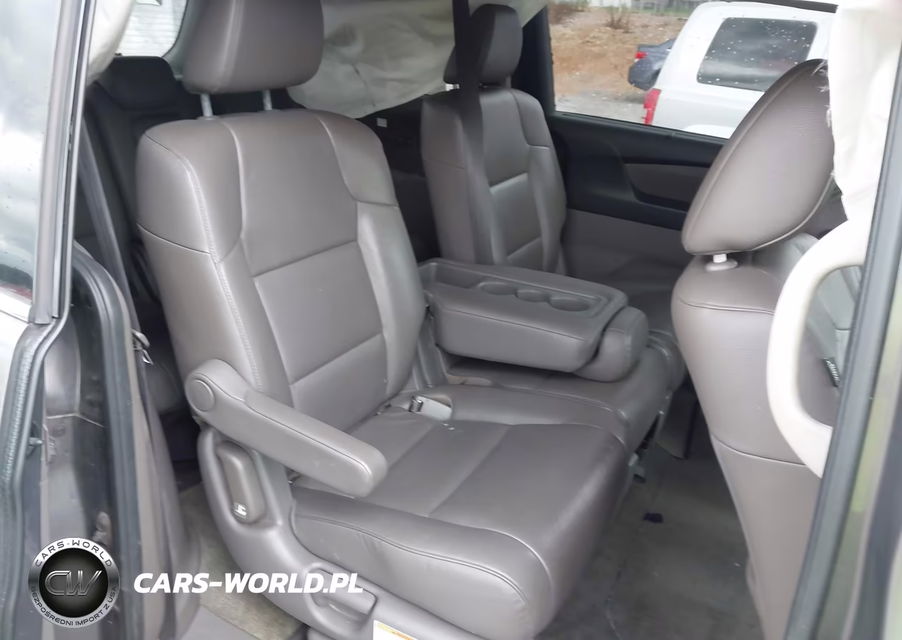 2014 Honda Odyssey Touring-Touring Elite VIN:5FNRL5H95EB105057 - 8