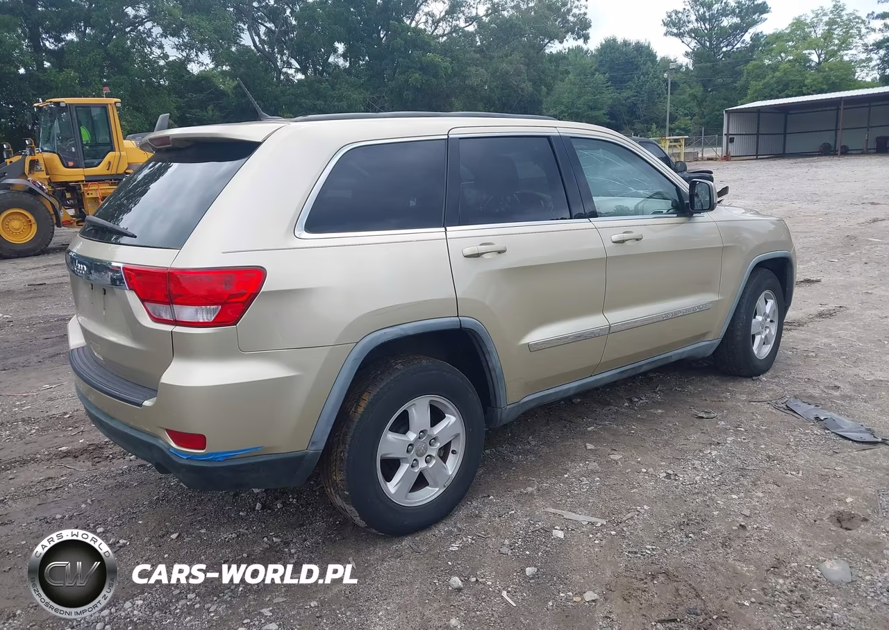 2012 Jeep Grand Cherokee Laredo VIN:1C4RJEAG9CC167277 - 4