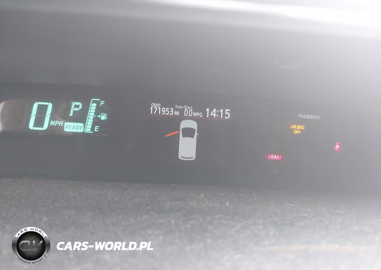 2012 Toyota Prius C Two VIN:JTDKDTB3XC1519464 - 7