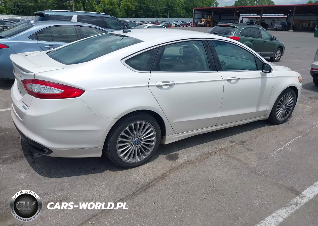 2013 Ford Fusion Titanium VIN:3FA6P0K99DR252195 - 4