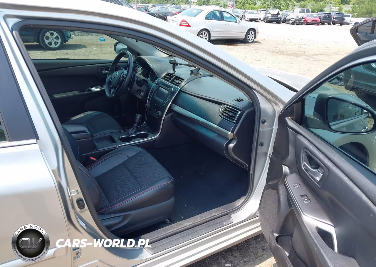 2017 Toyota Camry Se VIN:4T1BF1FK9HU308127 - 5