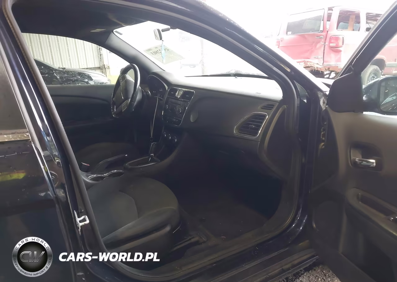 2012 Chrysler 200 Touring VIN:1C3CCBBB2CN125009 - 5