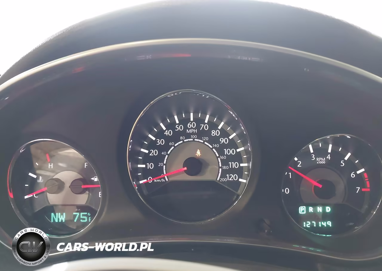 2012 Chrysler 200 Touring VIN:1C3CCBBB2CN125009 - 7