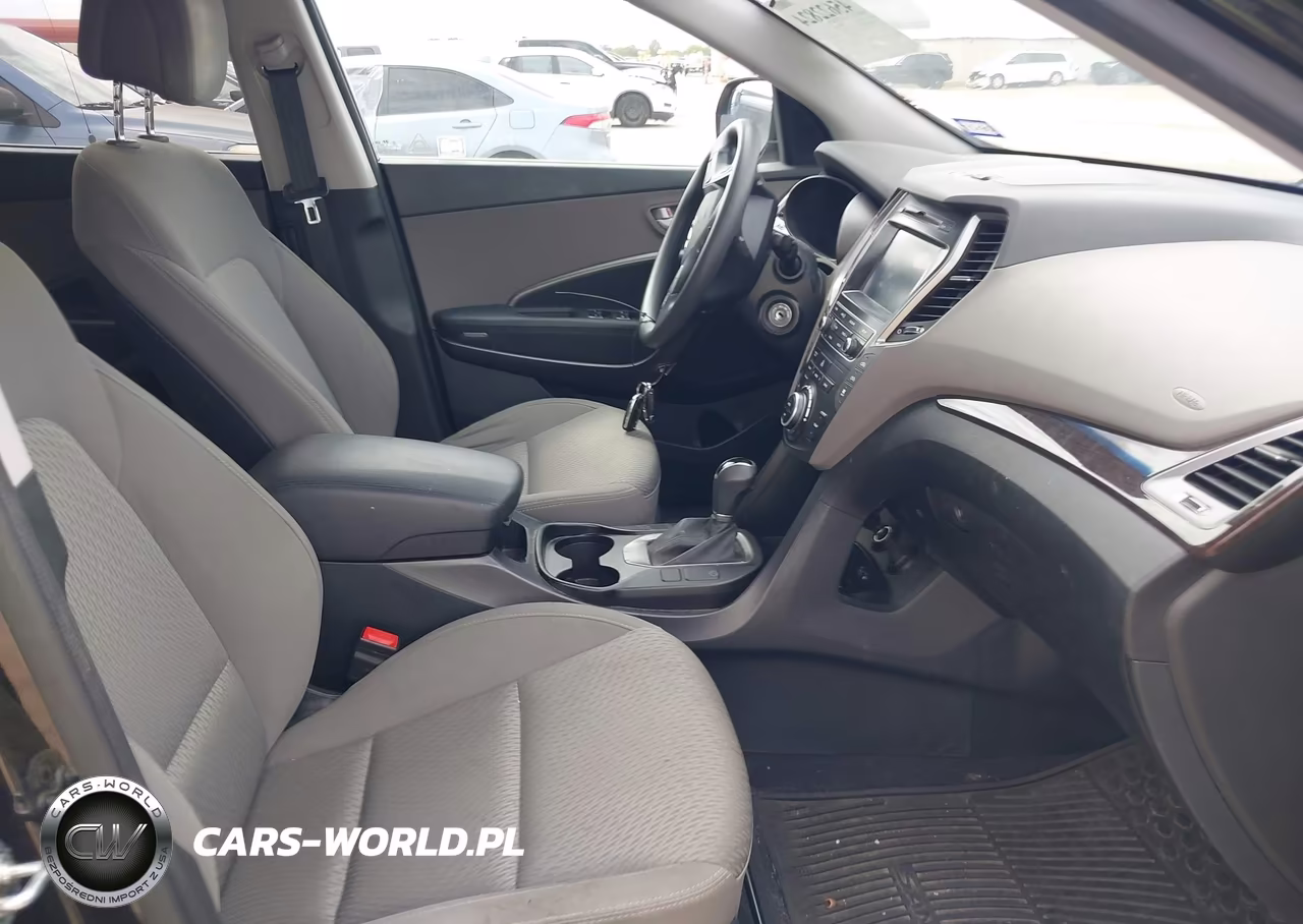 2017 Hyundai Santa Fe Se VIN:KM8SM4HF8HU234951 - 5