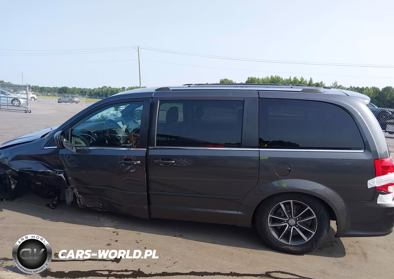 2017 Dodge Grand Caravan Sxt VIN:2C4RDGCG6HR599680 - 15