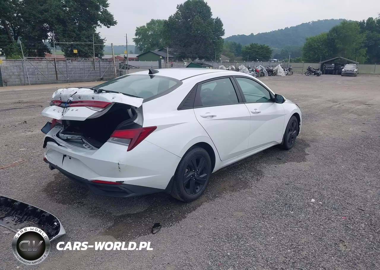 2023 Hyundai Elantra Sel VIN:5NPLM4AG3PH095445 - 4