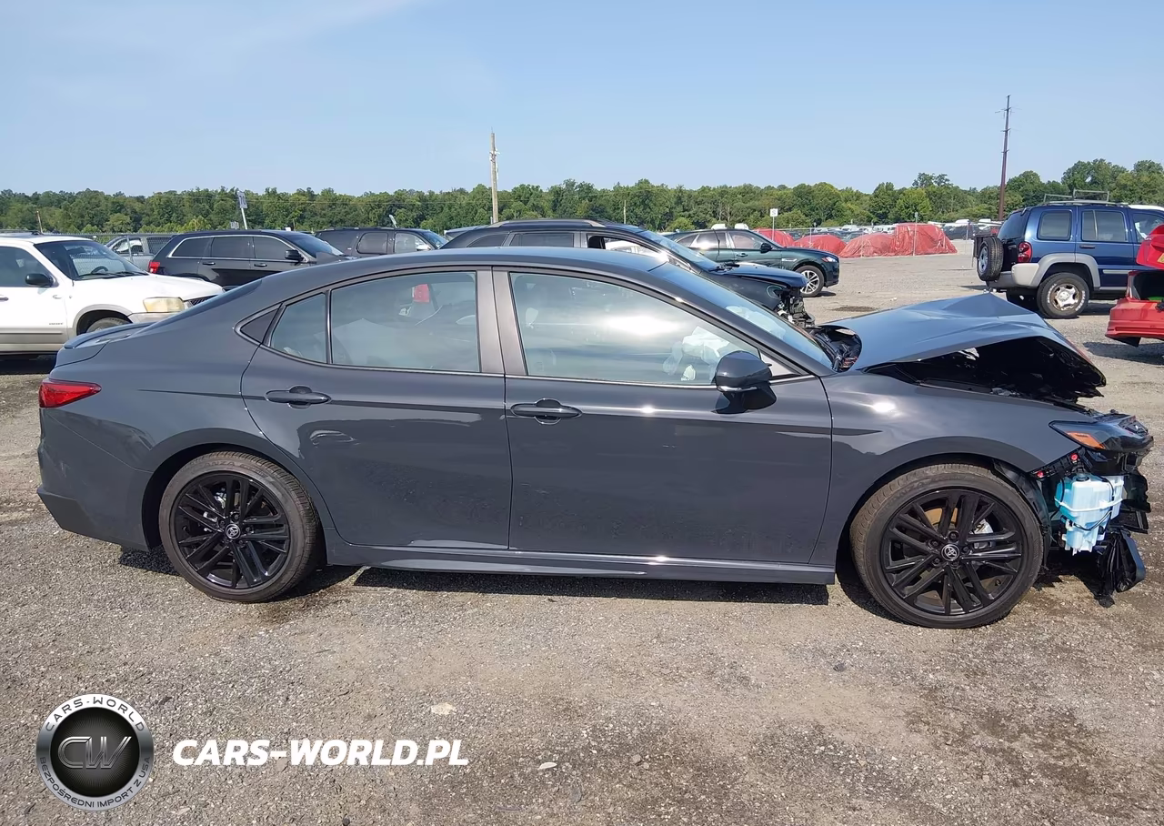 2026 Toyota Camry Se VIN:4T1DAACK1TU314704 - 13