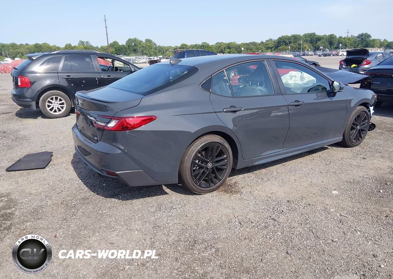 2026 Toyota Camry Se VIN:4T1DAACK1TU314704 - 4