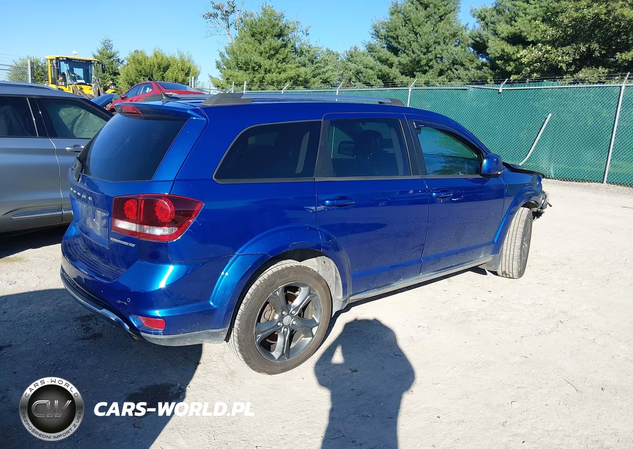 2015 Dodge Journey Crossroad VIN:3C4PDDGGXFT544272 - 4