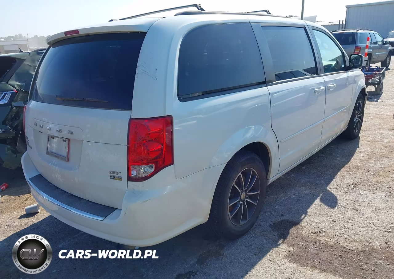 2017 Dodge Grand Caravan Gt VIN:2C4RDGEG4HR786736 - 4