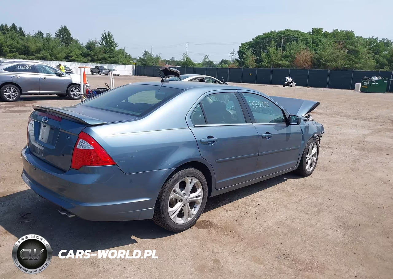 2011 Ford Fusion Se VIN:3FAHP0HA6BR334604 - 4