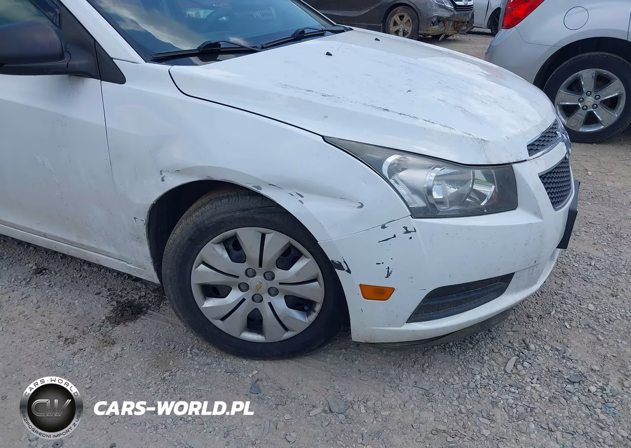 2014 Chevrolet Cruze Ls Auto VIN:1G1PA5SH5E7199128 - 6