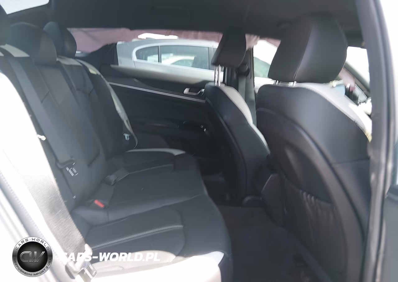 2025 Kia K5 Gt-Line VIN:KNAG64J75S5383680 - 8