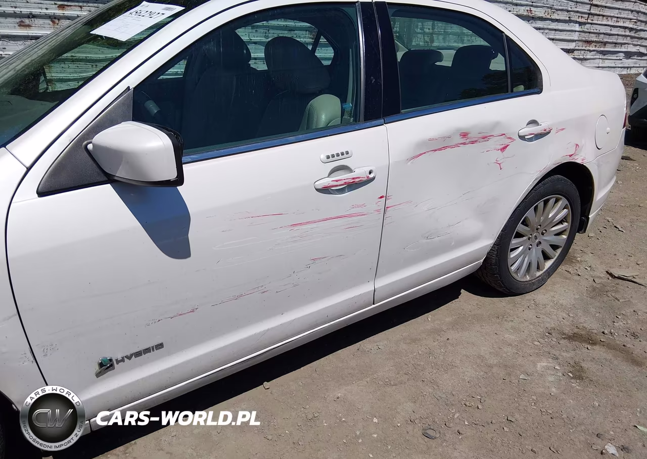 2010 Ford Fusion Hybrid VIN:3FADP0L30AR188920 - 6