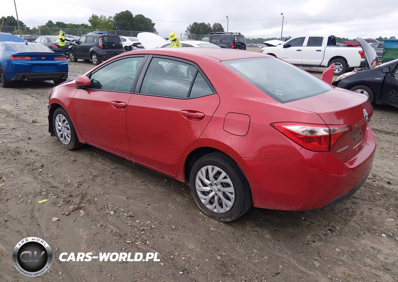 2019 Toyota Corolla Le VIN:5YFBURHE1KP898098 - 3