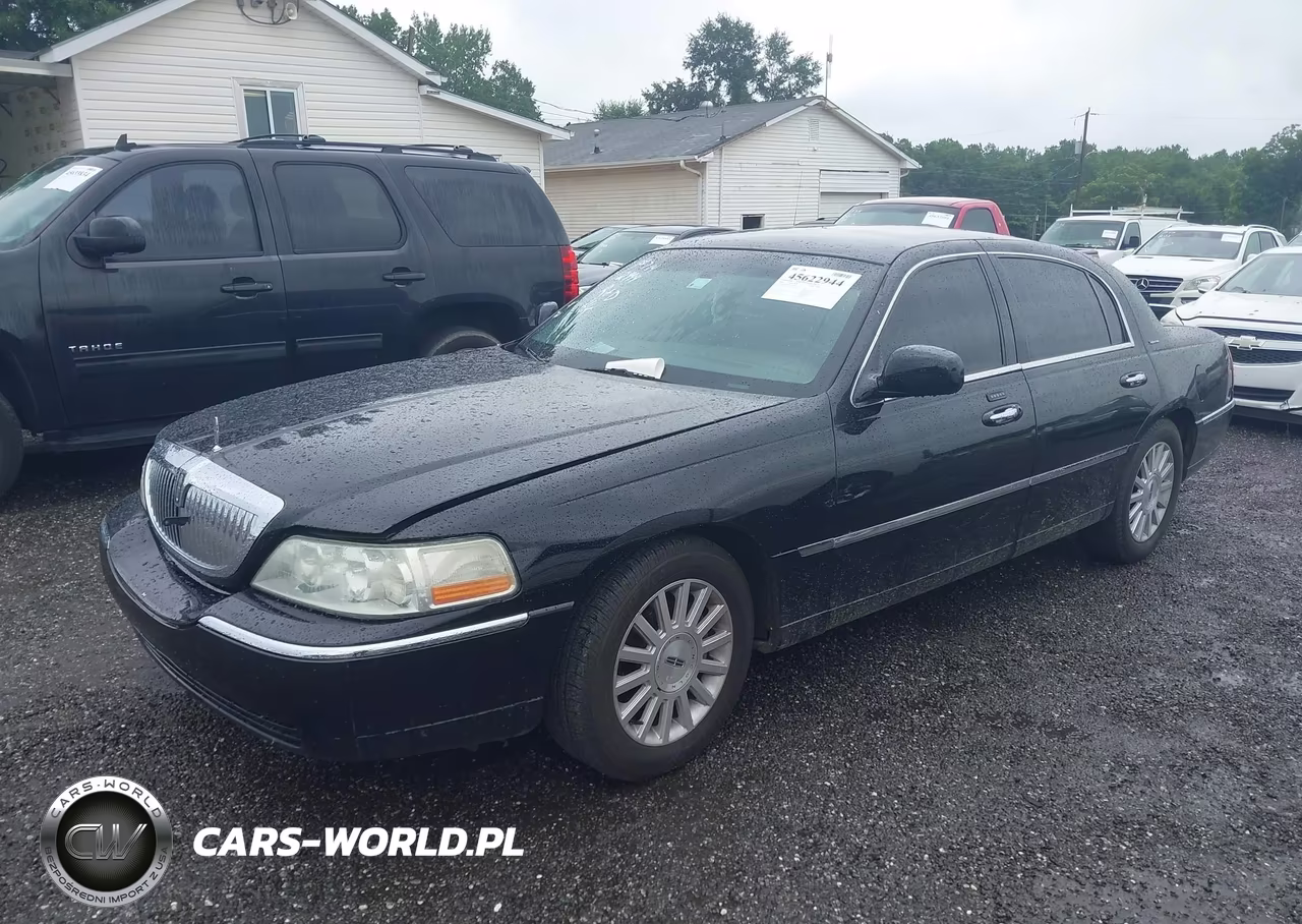 2004 Lincoln Town Car Signature VIN:1LNHM81W64Y619908 - 2