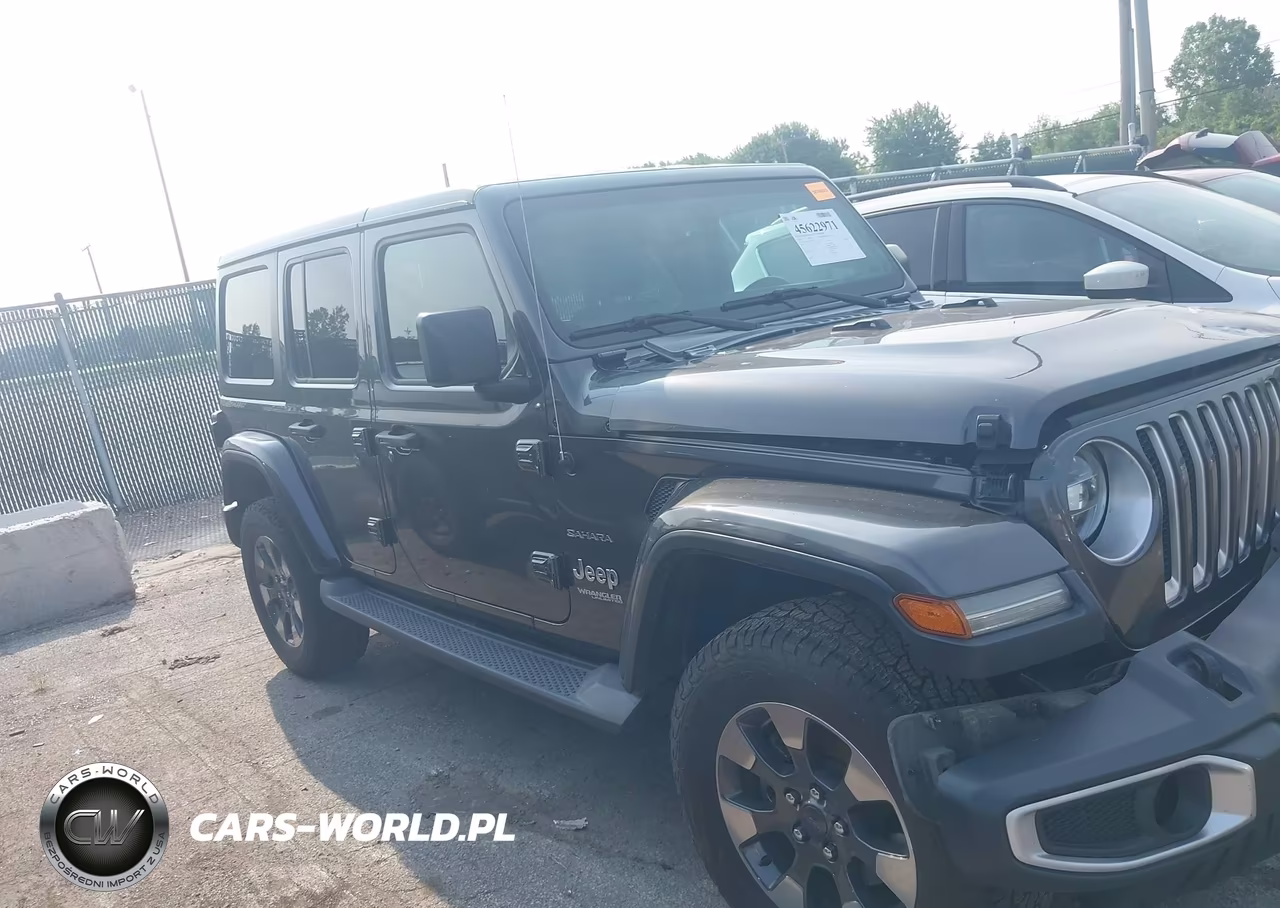 2018 Jeep Wrangler Unlimited Sahara 4X4 VIN:1C4HJXEG2JW175363 - 13
