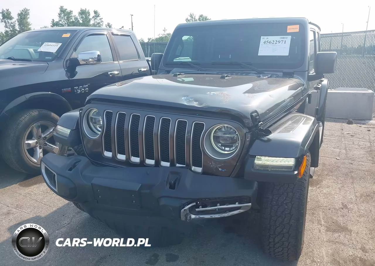2018 Jeep Wrangler Unlimited Sahara 4X4 VIN:1C4HJXEG2JW175363 - 6