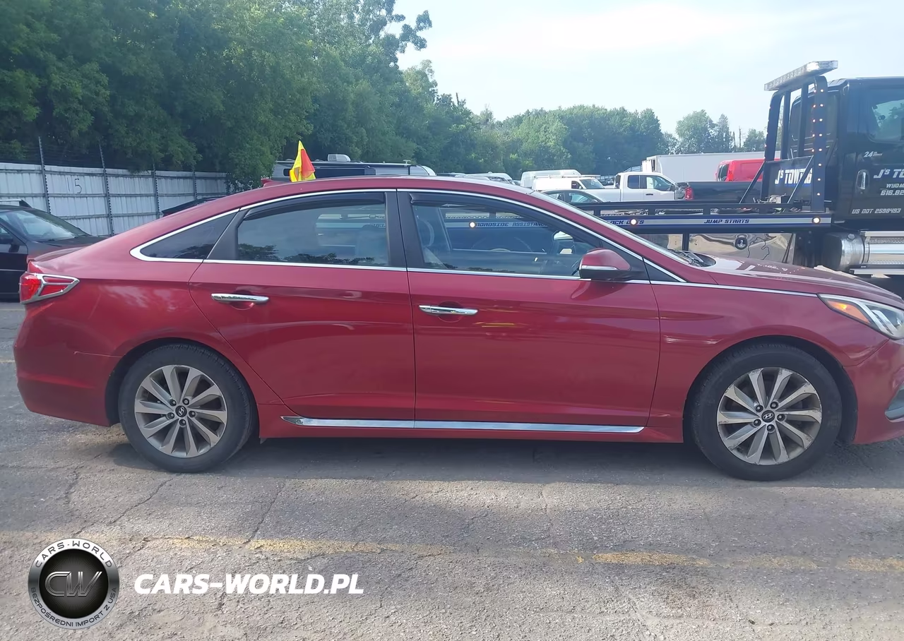 2016 Hyundai Sonata Sport VIN:5NPE34AF0GH428901 - 13