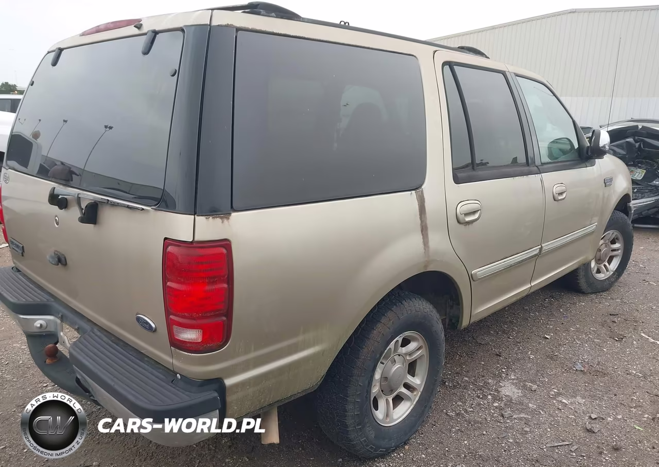 1999 Ford Expedition Eddie Bauer-Xlt VIN:1FMRU1765XLA52062 - 4