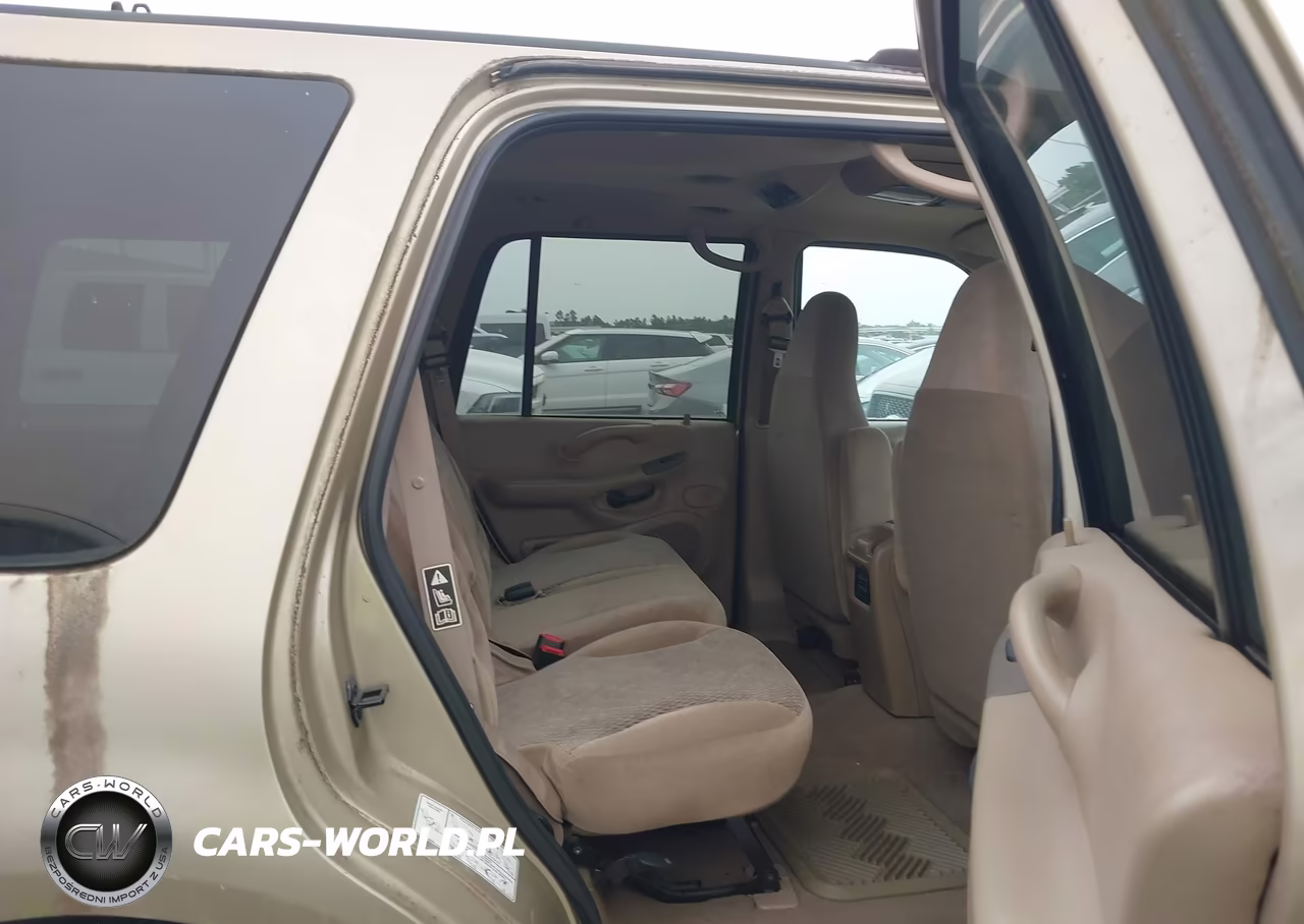 1999 Ford Expedition Eddie Bauer-Xlt VIN:1FMRU1765XLA52062 - 8