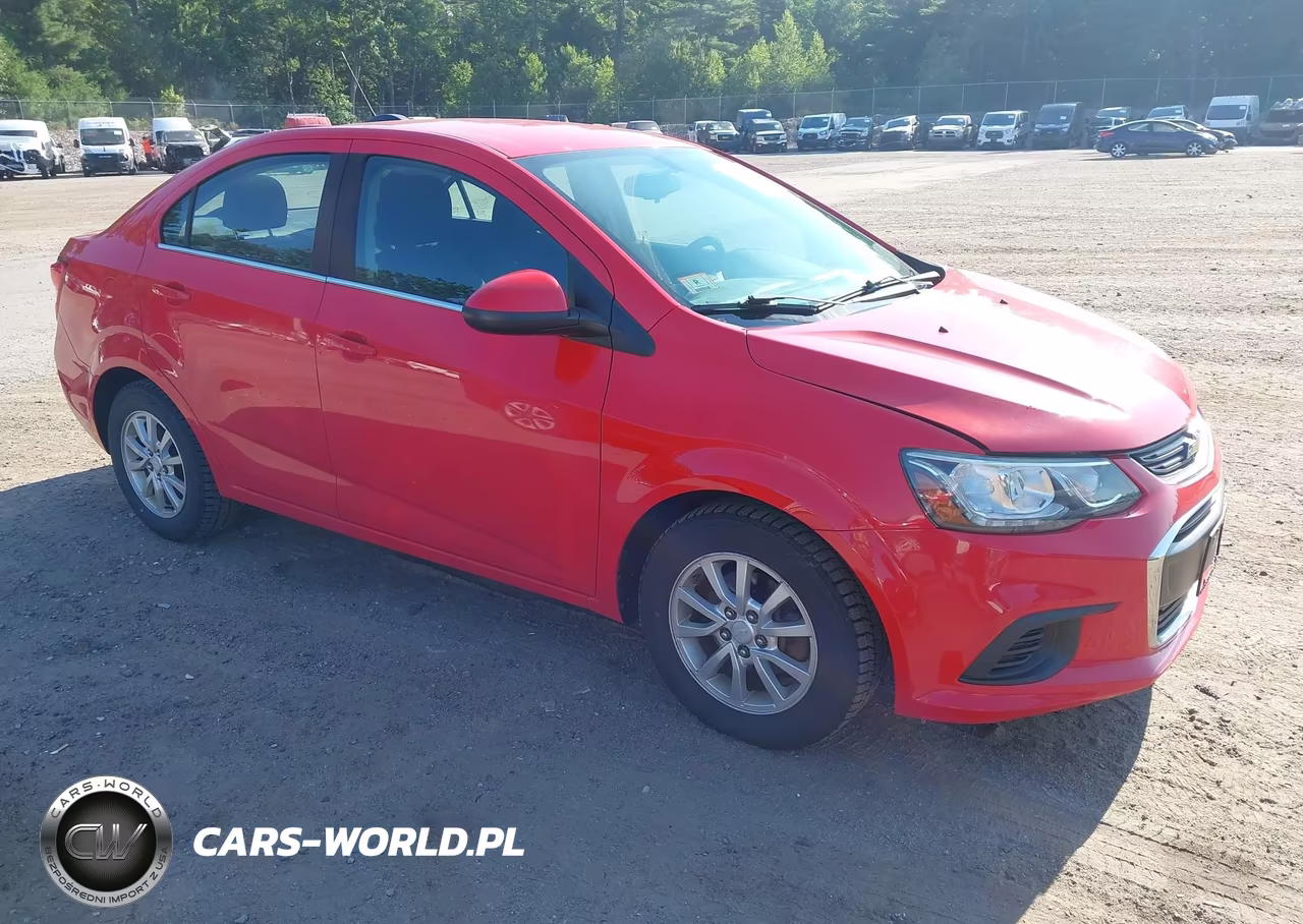 2017 Chevrolet Sonic Lt Auto – zdjęcie 1 z 15