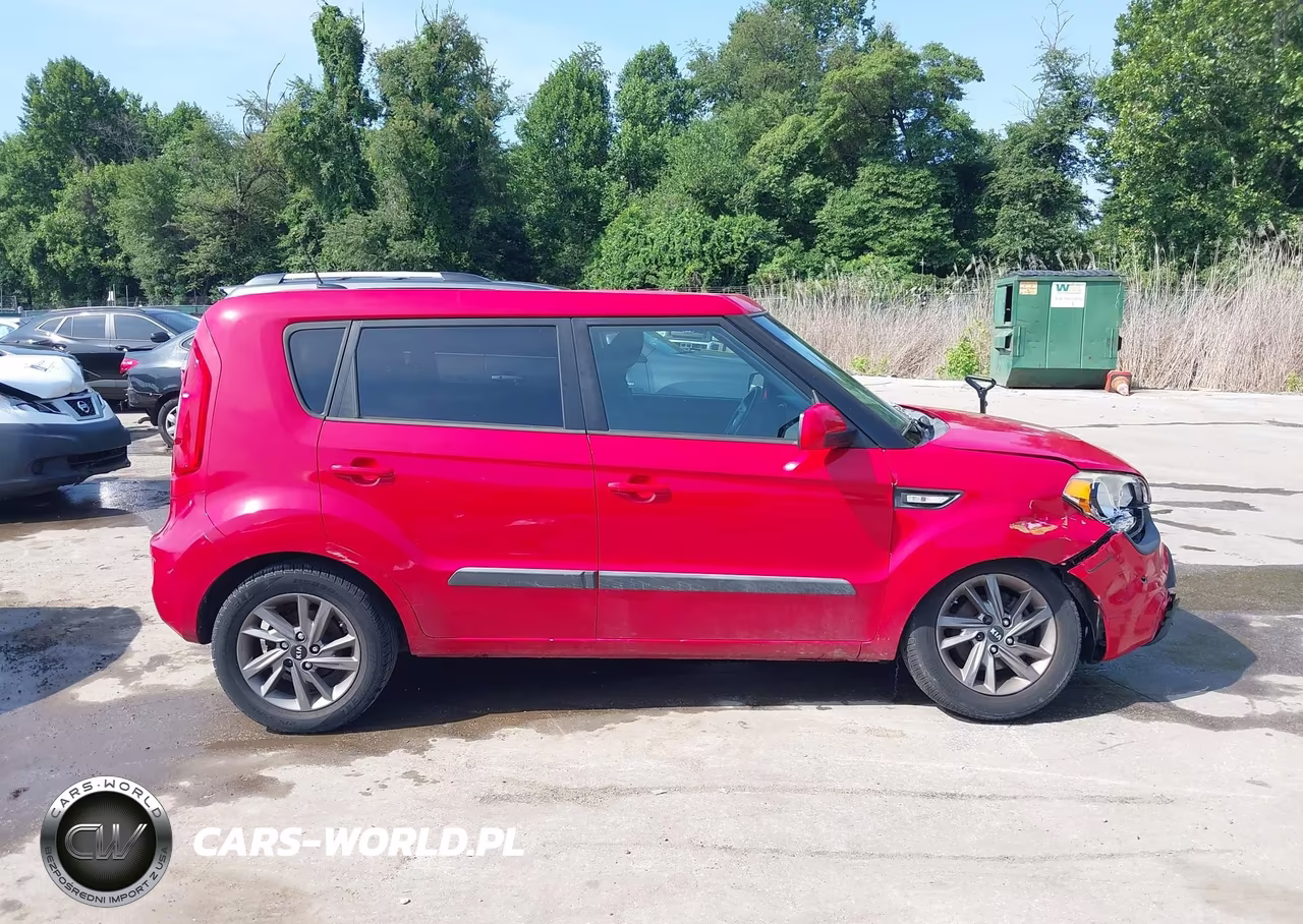 2013 Kia Soul VIN:KNDJT2A59D7596899 - 13