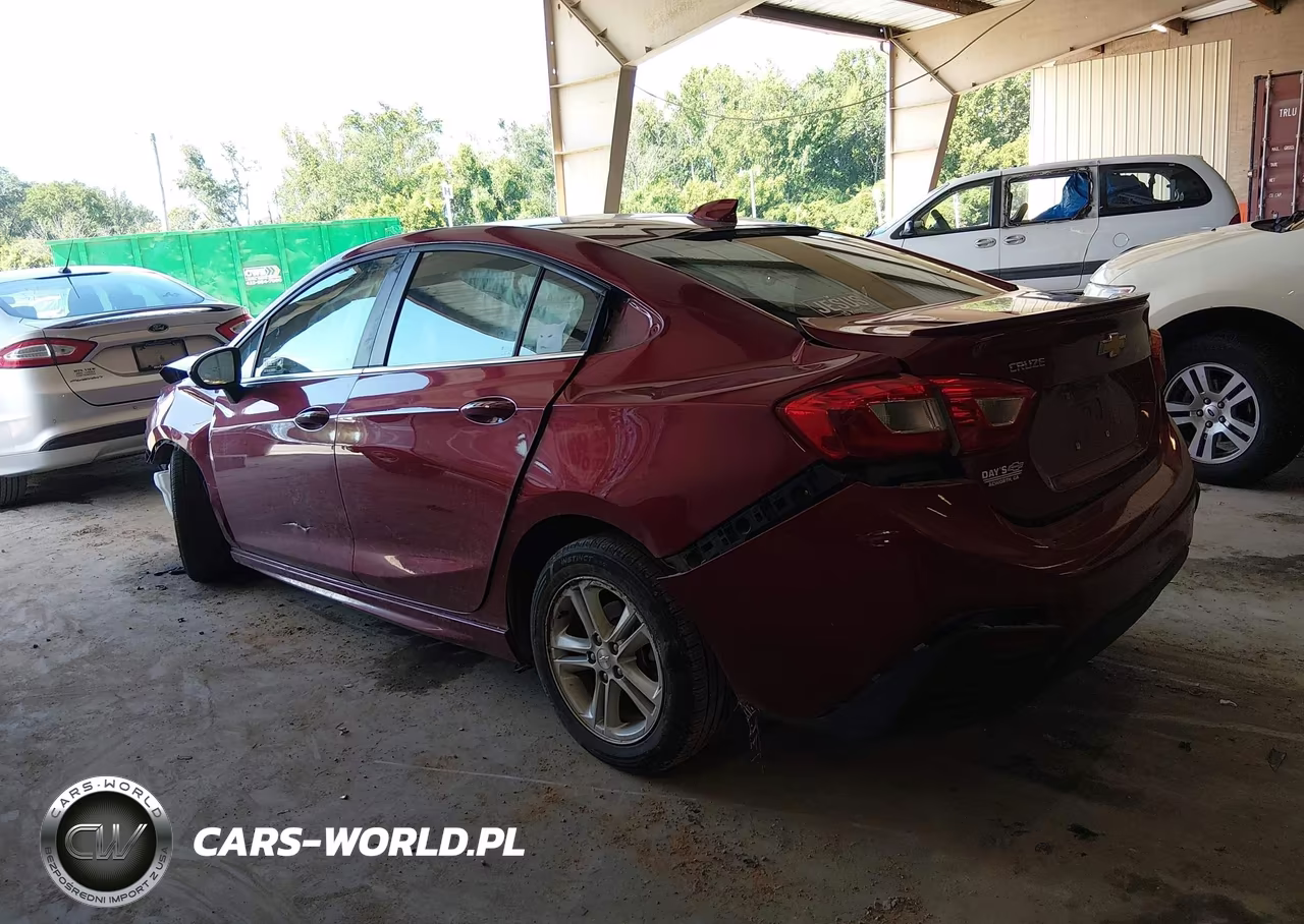 2017 Chevrolet Cruze Lt Auto VIN:1G1BE5SM2H7201045 - 3