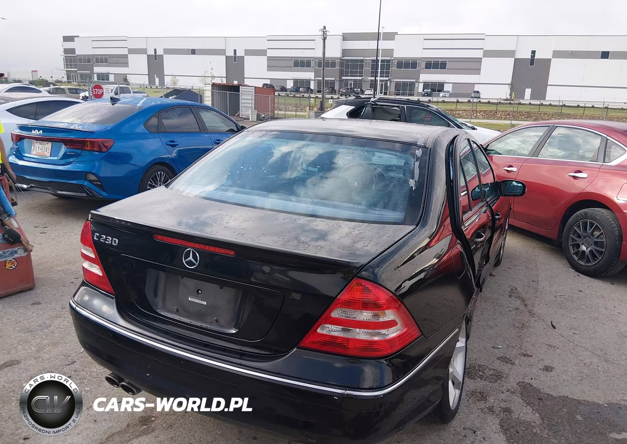 2007 Mercedes-Benz C 230 Sport VIN:WDBRF52H27F922152 - 4