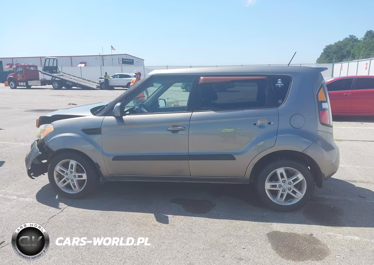2011 Kia Soul + VIN:KNDJT2A25B7238301 - 15