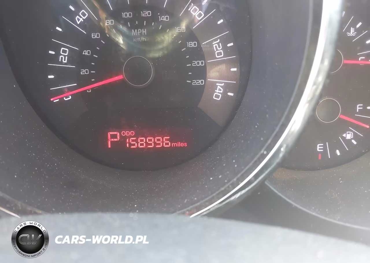 2011 Kia Soul + VIN:KNDJT2A25B7238301 - 16