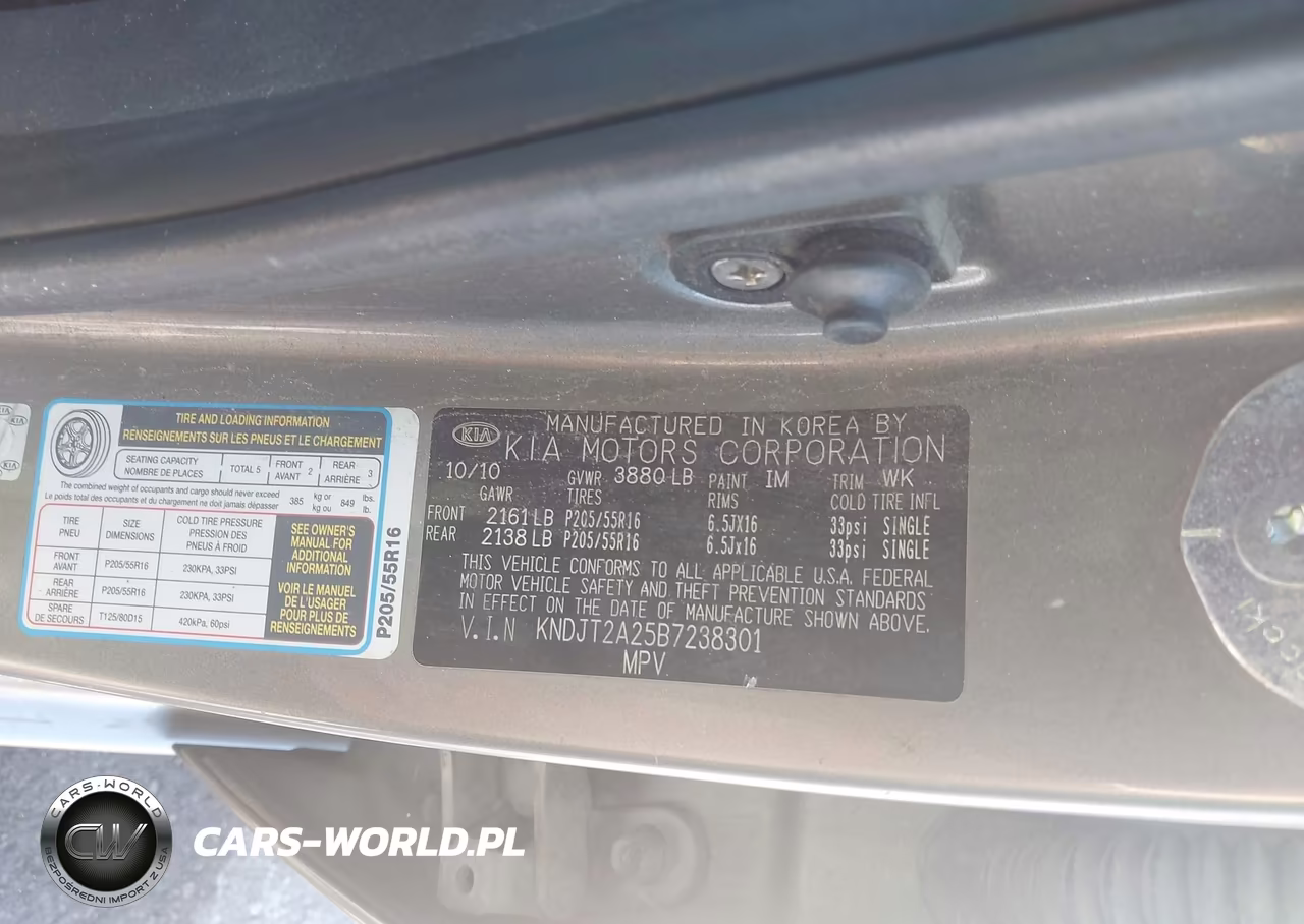 2011 Kia Soul + VIN:KNDJT2A25B7238301 - 9
