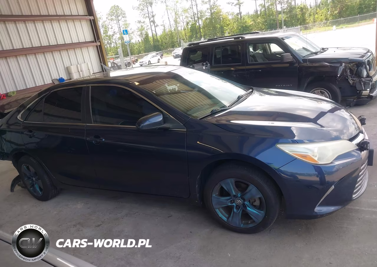 2016 Toyota Camry Le VIN:4T4BF1FK0GR555623 - 12