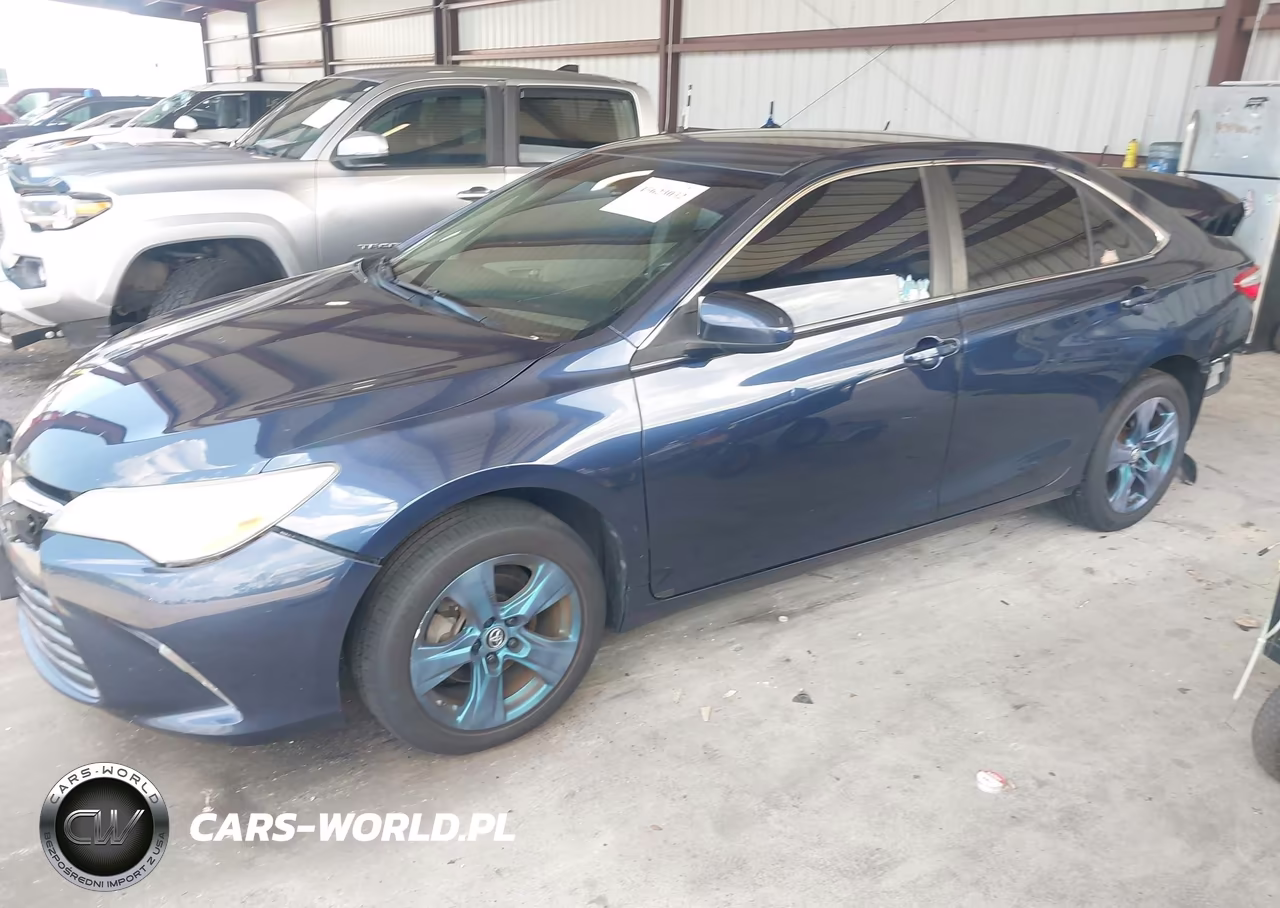 2016 Toyota Camry Le VIN:4T4BF1FK0GR555623 - 2