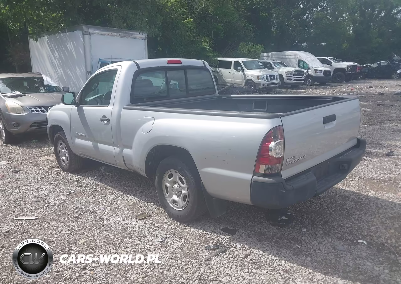 2010 Toyota Tacoma VIN:5TENX4CN1AZ711823 - 3
