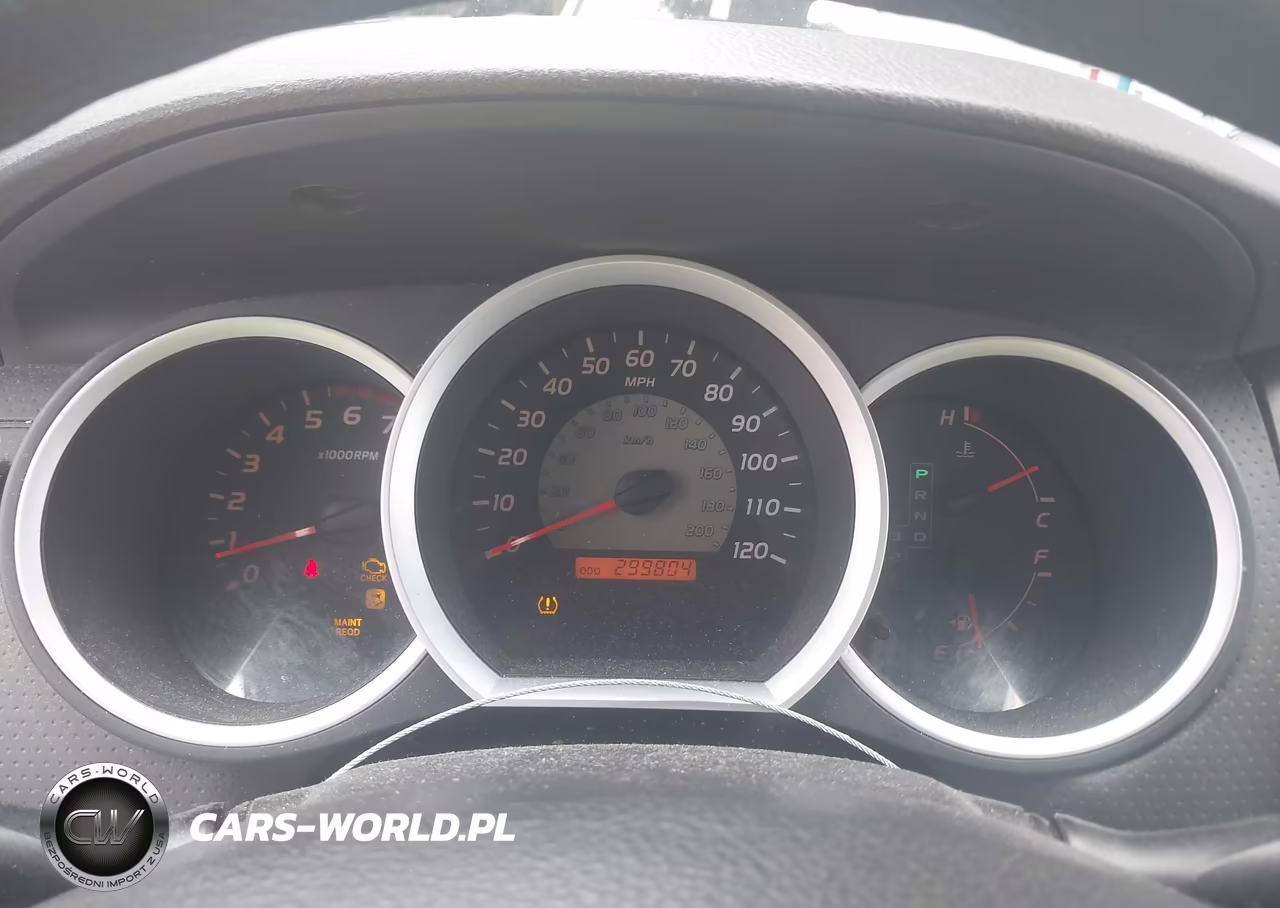 2010 Toyota Tacoma VIN:5TENX4CN1AZ711823 - 7