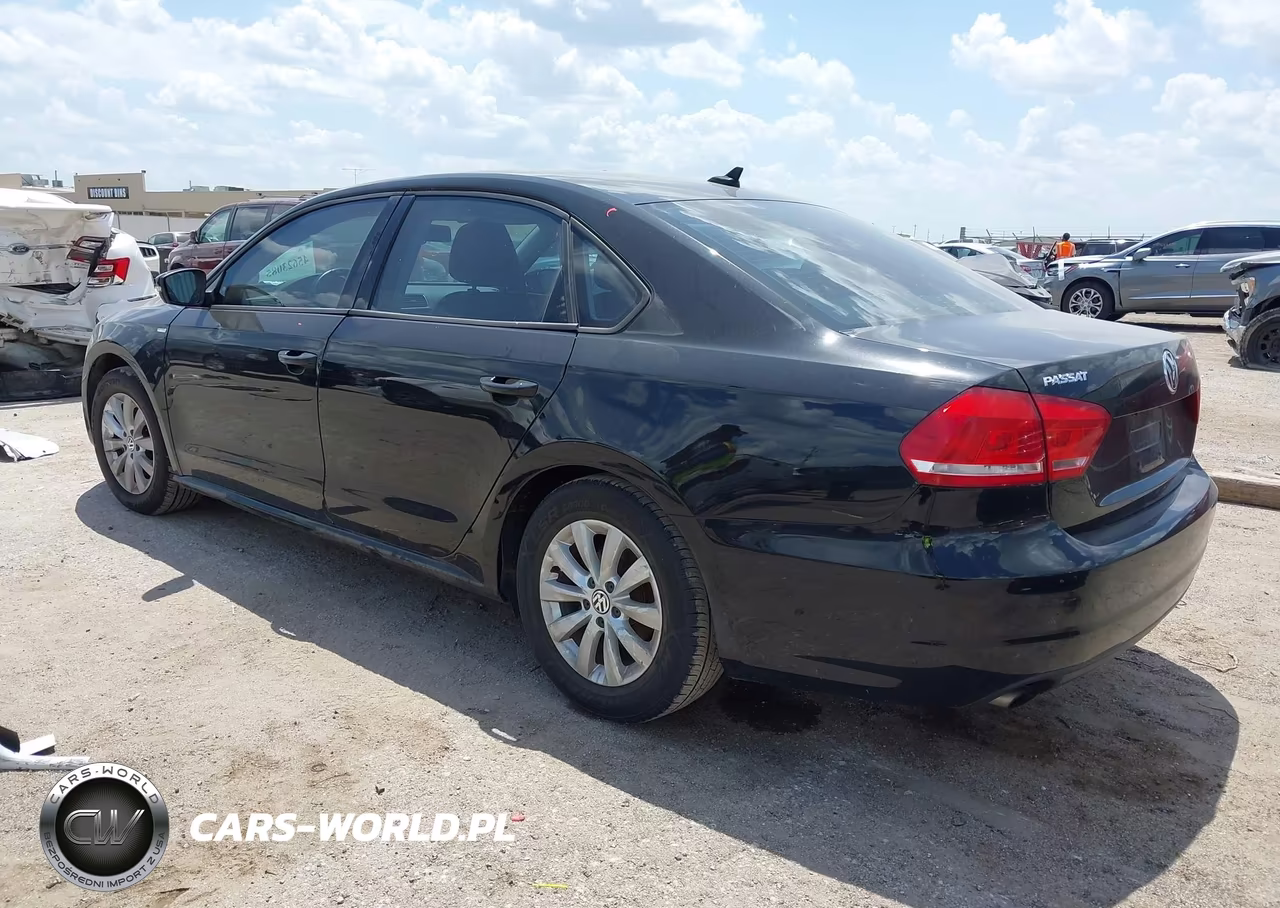 2015 Volkswagen Passat 1.8T Wolfsburg Edition VIN:1VWAT7A32FC052442 - 3