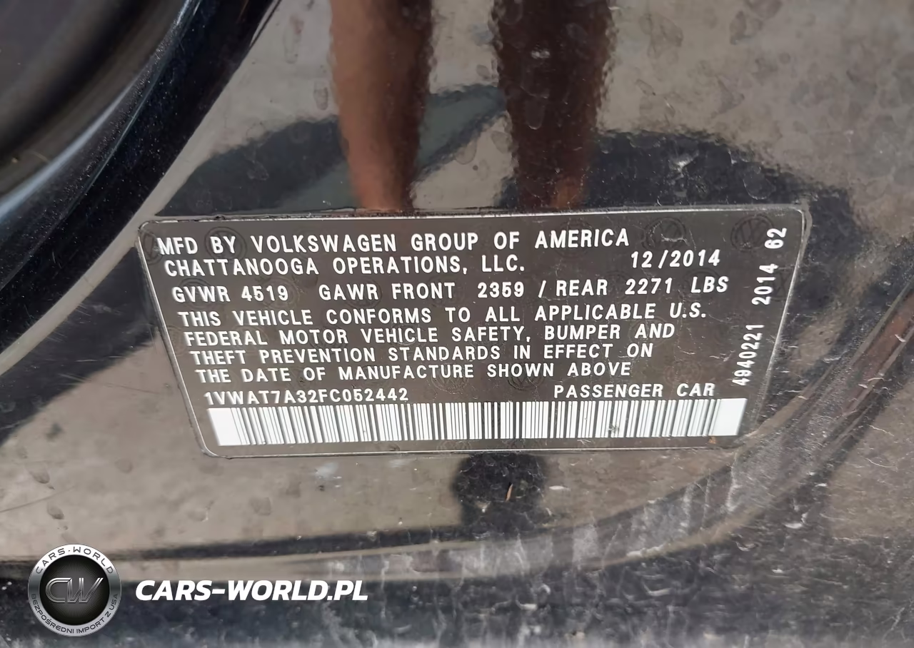 2015 Volkswagen Passat 1.8T Wolfsburg Edition VIN:1VWAT7A32FC052442 - 9