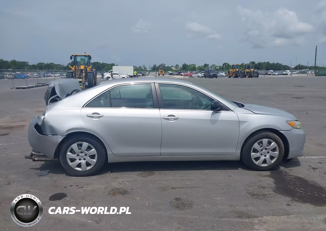2011 Toyota Camry Le VIN:4T1BF3EK4BU776187 - 14