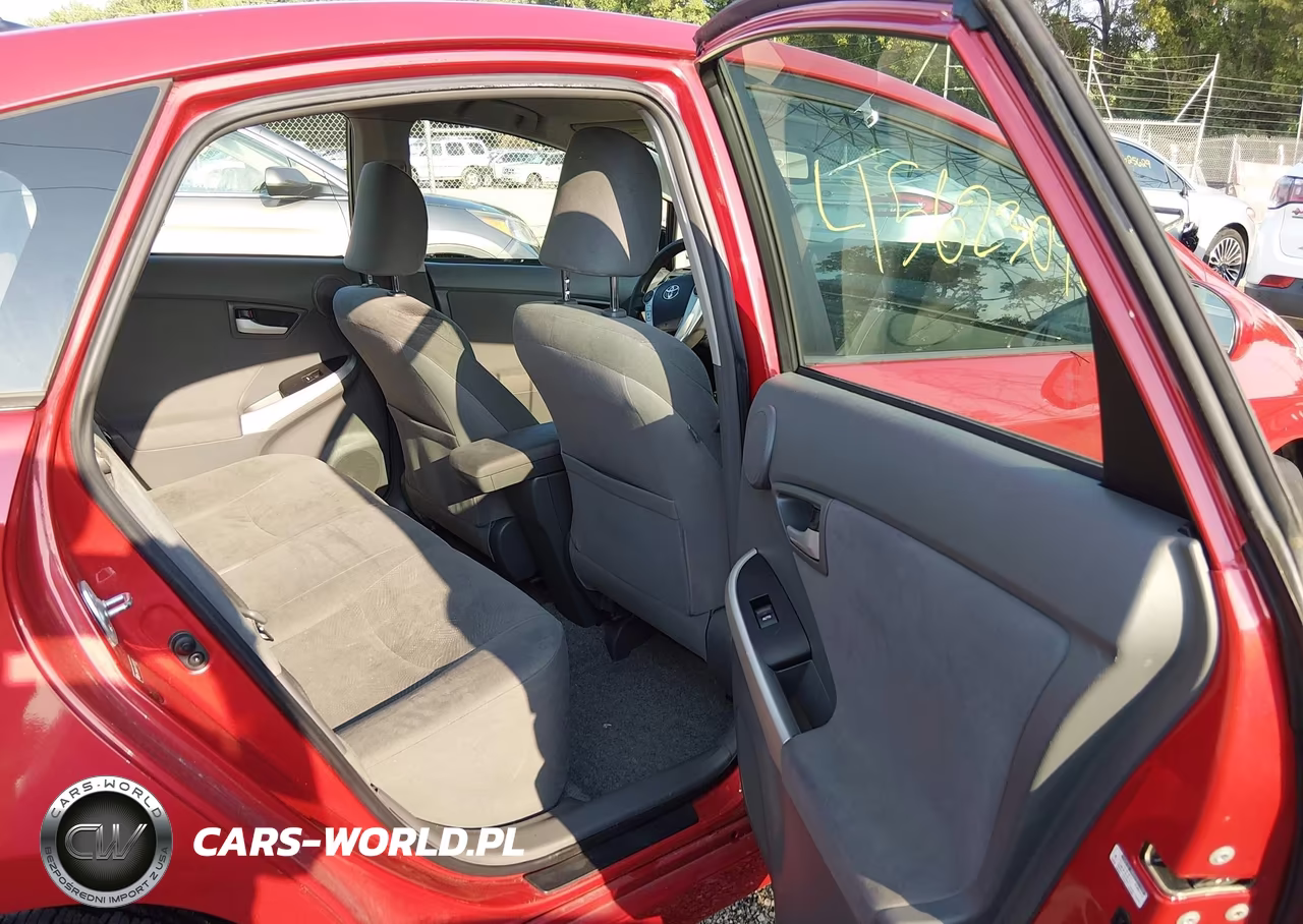 2011 Toyota Prius Three VIN:JTDKN3DU1B0318821 - 8
