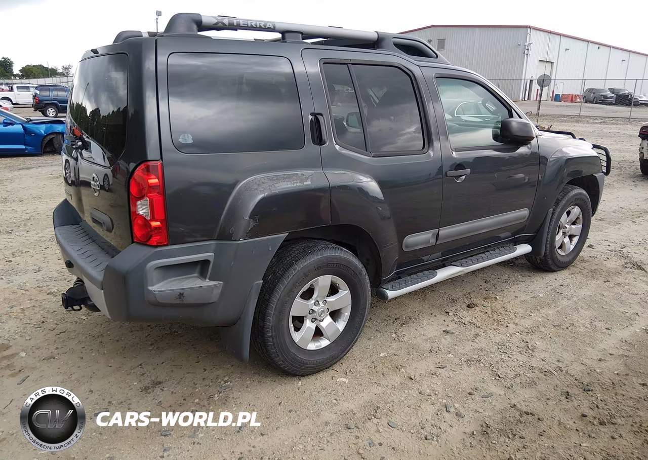 2013 Nissan Xterra S VIN:5N1AN0NW4DN813848 - 4