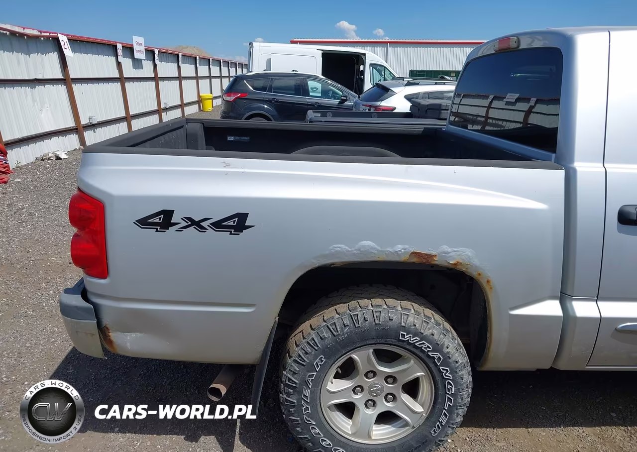 2006 Dodge Dakota Laramie VIN:1D7HW58N36S589580 - 12