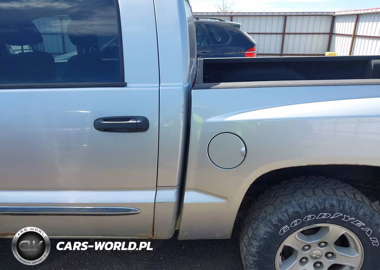 2006 Dodge Dakota Laramie VIN:1D7HW58N36S589580 - 13